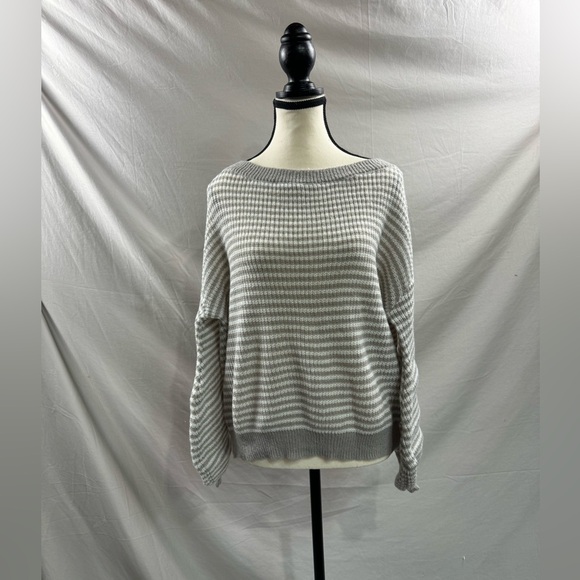 Striped Pattern Off Shoulder Lantern Sleeve Sweater - Picture 6 of 6